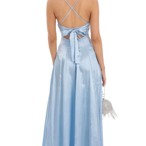 Pleated Maxi Dress in Light Blue - Picture 3 of 4